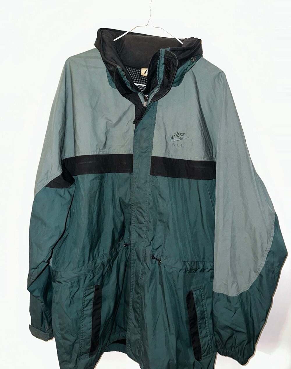Vintage Nike ACG F.I.T. Two-Tone Colorblock Hooded Jacket